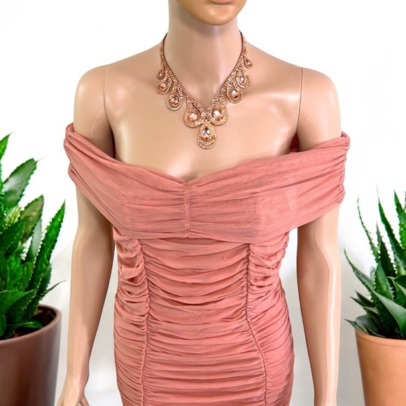 Off-The-Shoulder Ruched Mesh Bodycon Dress - Picture 11 of 16